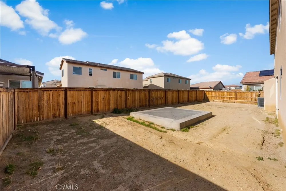 2517 San Madrid Way Rosamond, CA 93560