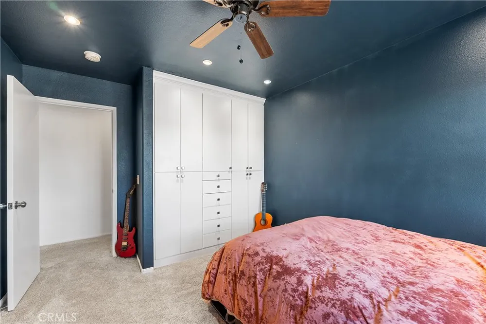 2517 San Madrid Way Rosamond, CA 93560