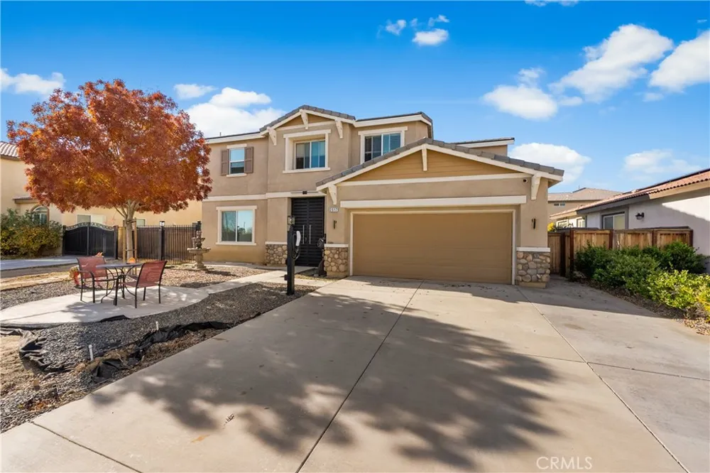 2517 San Madrid Way Rosamond, CA 93560