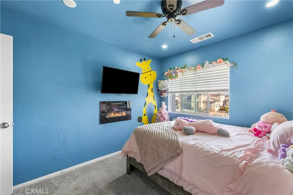 2517 San Madrid Way Rosamond, CA 93560