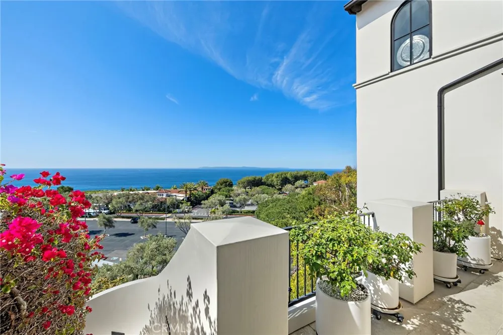 20 Sidra Newport Coast, CA 92657