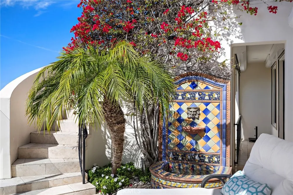 20 Sidra Newport Coast, CA 92657