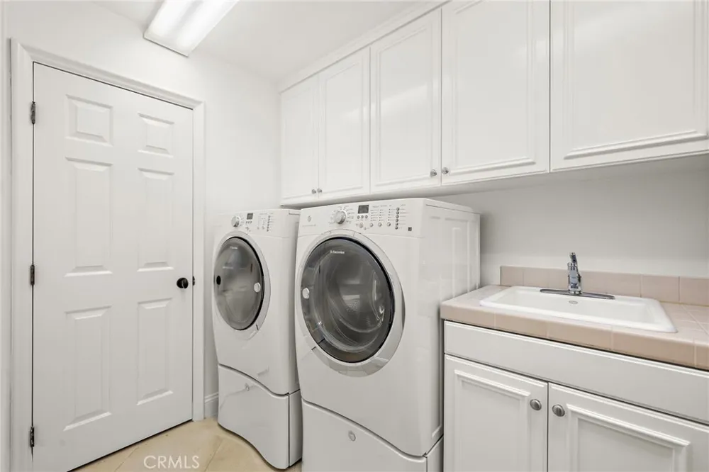20 Sidra Newport Coast, CA 92657
