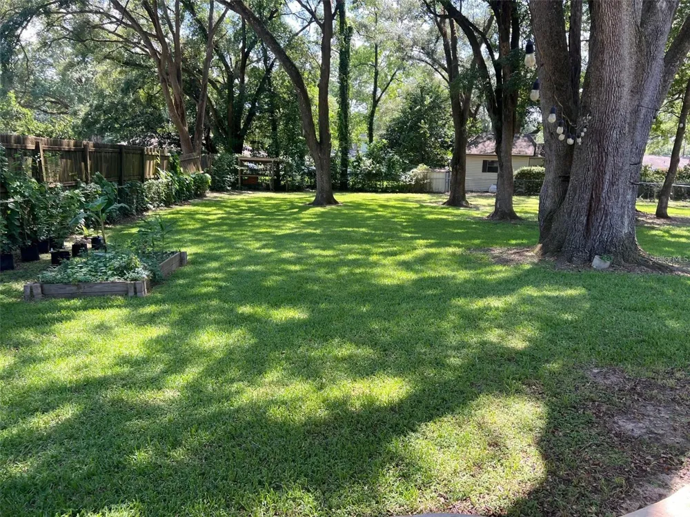1928 LAWSON ROAD Tallahassee, FL 32308