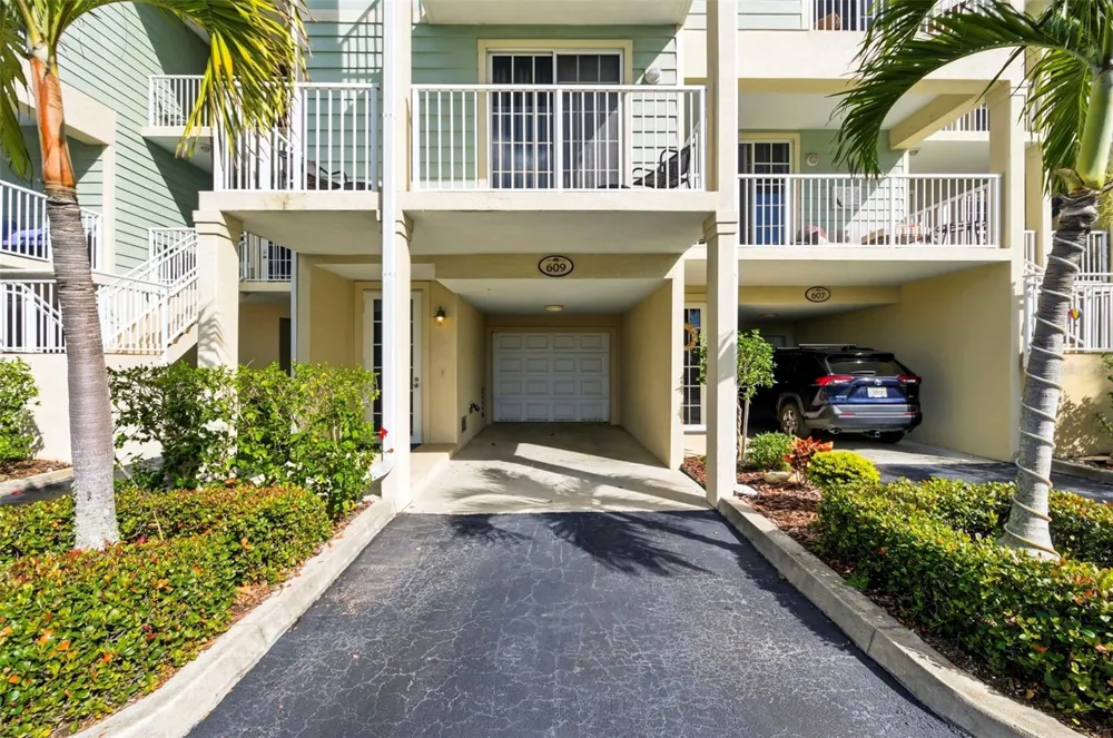 609 BAHIA BEACH BOULEVARD Ruskin, FL 33570