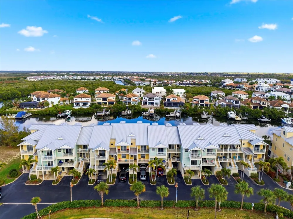 609 BAHIA BEACH BOULEVARD Ruskin, FL 33570