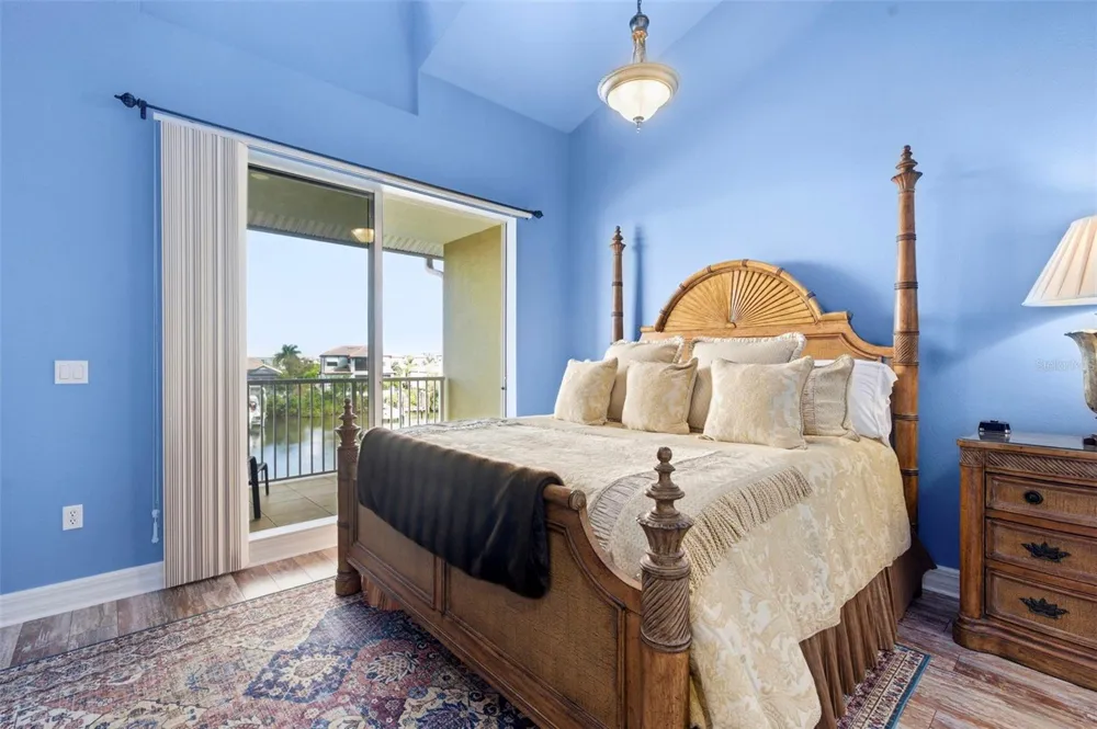 609 BAHIA BEACH BOULEVARD Ruskin, FL 33570