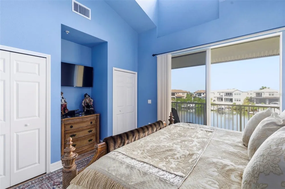 609 BAHIA BEACH BOULEVARD Ruskin, FL 33570