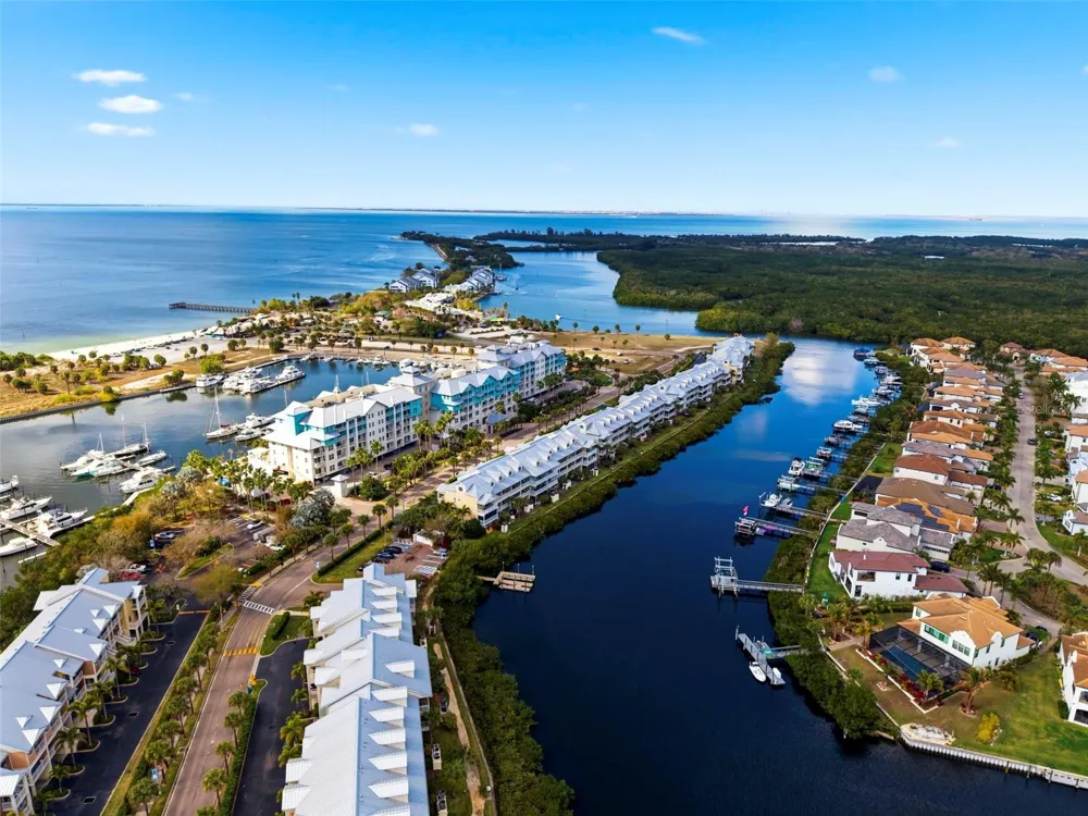 609 BAHIA BEACH BOULEVARD Ruskin, FL 33570