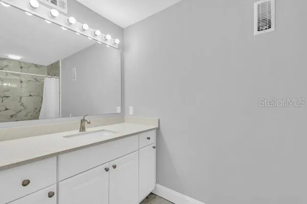 1502 NE BUCKEYE ROAD NE #2 Winter Haven, FL 33881