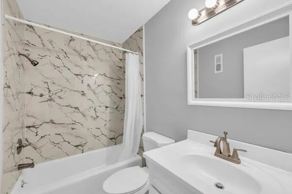 1502 NE BUCKEYE ROAD NE #2 Winter Haven, FL 33881