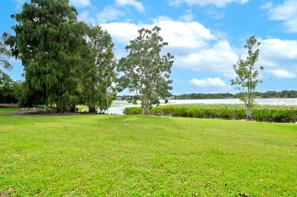 1502 NE BUCKEYE ROAD NE #2 Winter Haven, FL 33881
