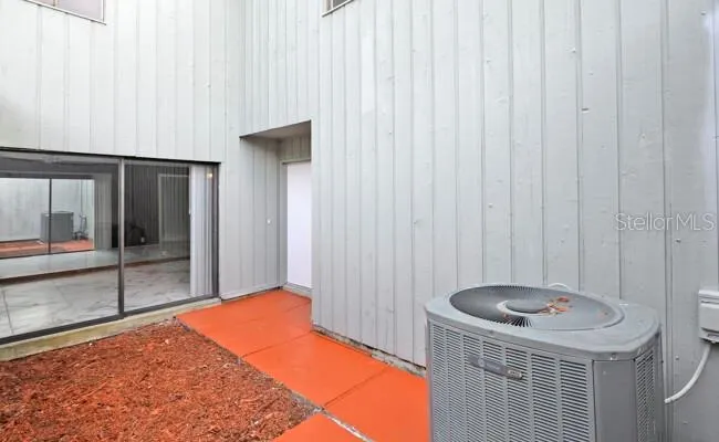 1502 NE BUCKEYE ROAD NE #2 Winter Haven, FL 33881