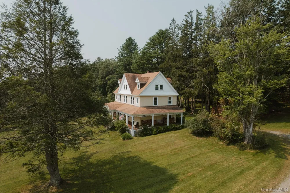 91 Old Hankins Road Callicoon, NY 12723