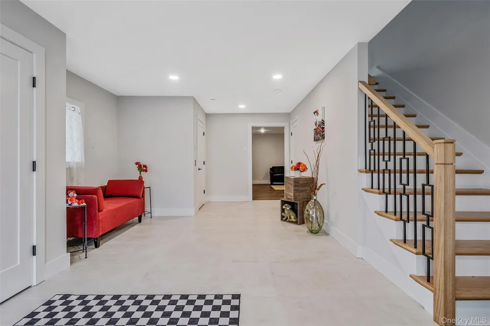 243 Mott Street Oceanside, NY 11572