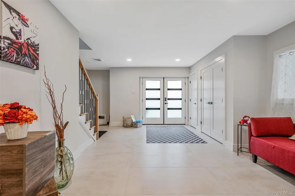 243 Mott Street Oceanside, NY 11572