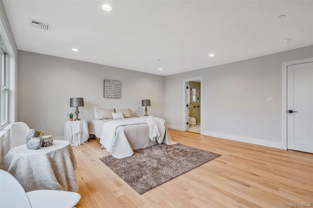 243 Mott Street Oceanside, NY 11572