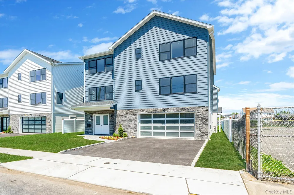 243 Mott Street Oceanside, NY 11572