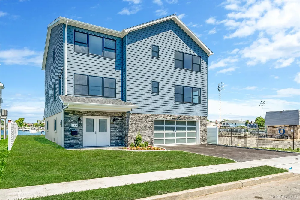 243 Mott Street Oceanside, NY 11572