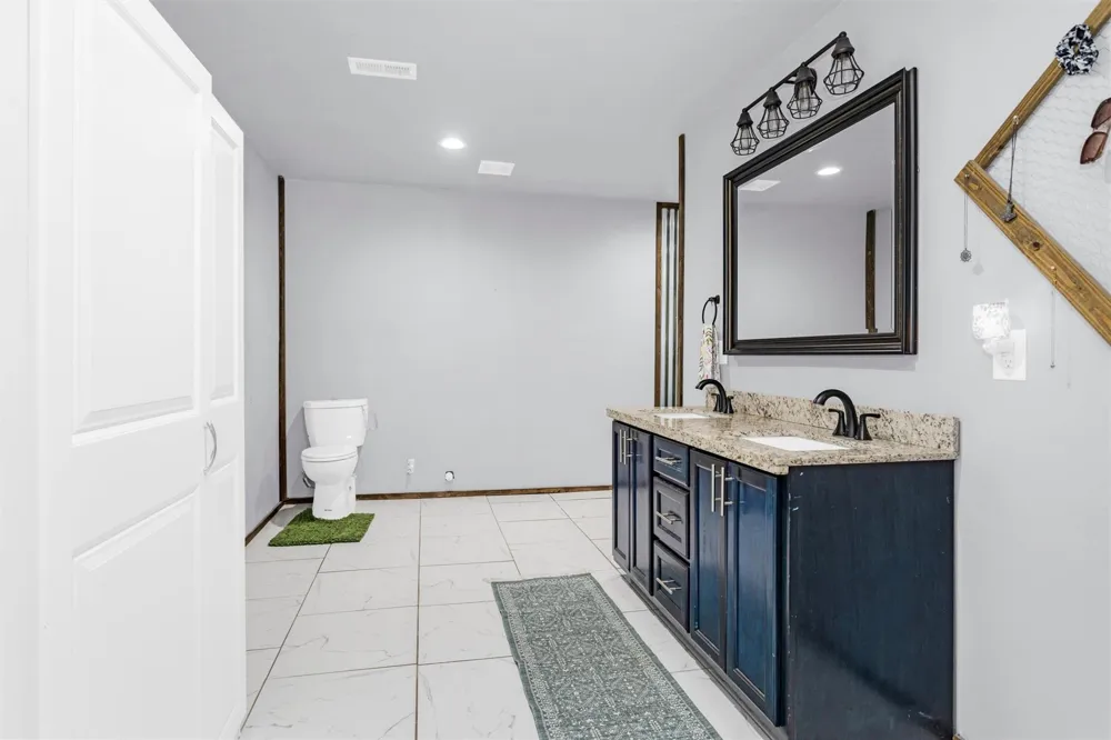 6452 Oakhill Lane Richards, TX 77873