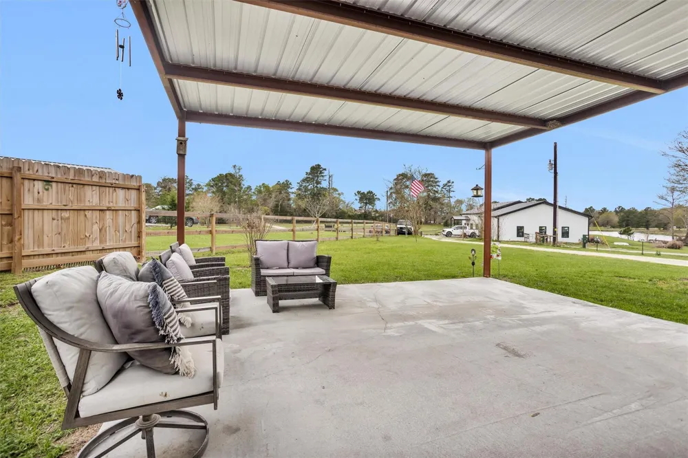 6452 Oakhill Lane Richards, TX 77873