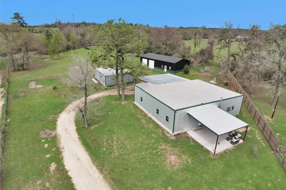 6452 Oakhill Lane Richards, TX 77873
