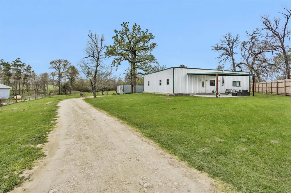 6452 Oakhill Lane Richards, TX 77873