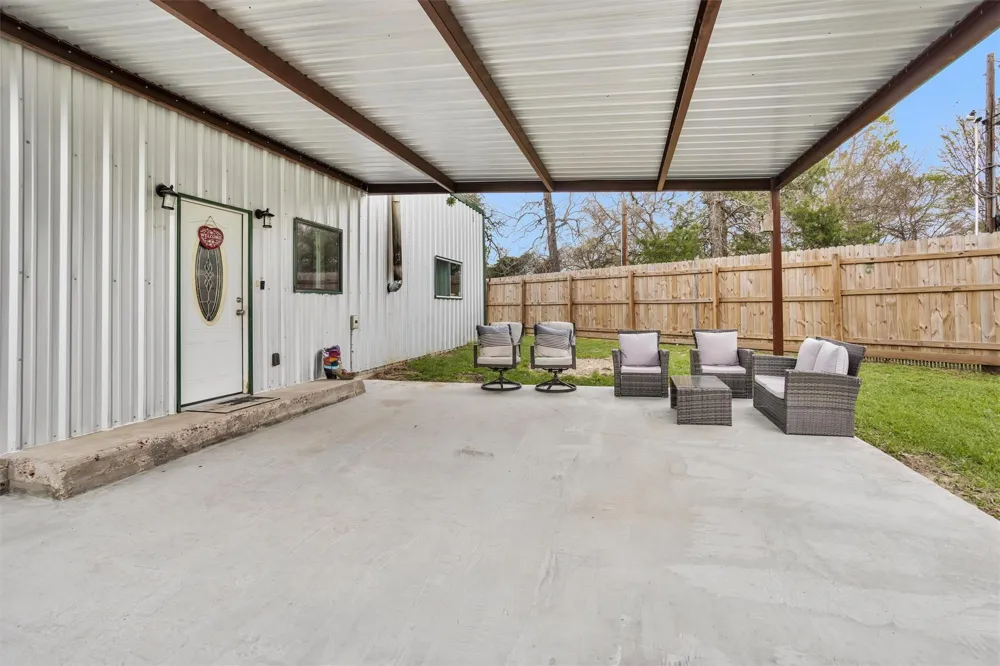 6452 Oakhill Lane Richards, TX 77873