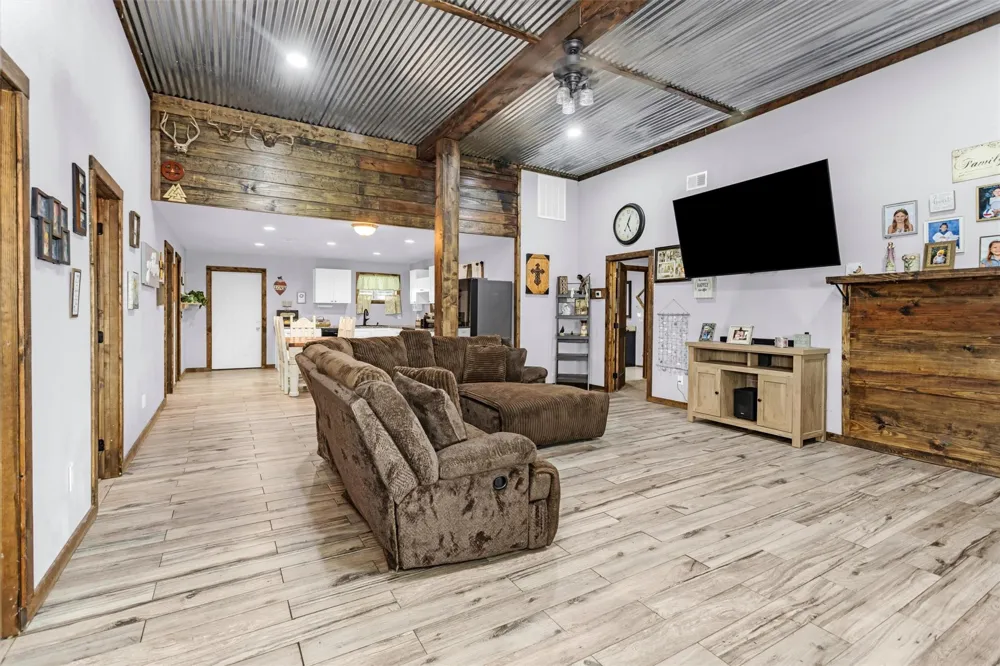 6452 Oakhill Lane Richards, TX 77873