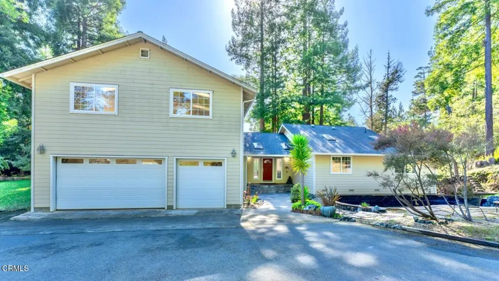 18940 Timber Pointe Drive Fort Bragg, CA 95437