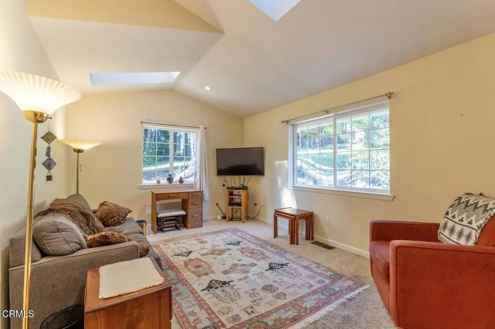 18940 Timber Pointe Drive Fort Bragg, CA 95437
