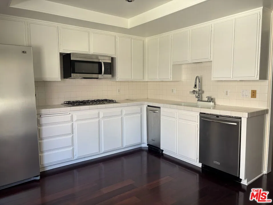 4541 Alla Road #5 Marina del Rey, CA 90292