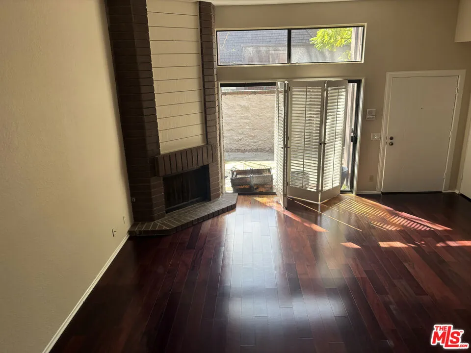 4541 Alla Road #5 Marina del Rey, CA 90292