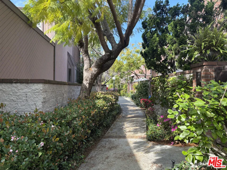 4541 Alla Road #5 Marina del Rey, CA 90292