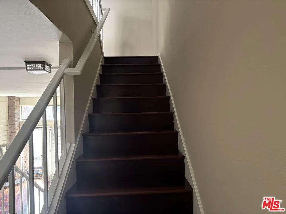 4541 Alla Road #5 Marina del Rey, CA 90292