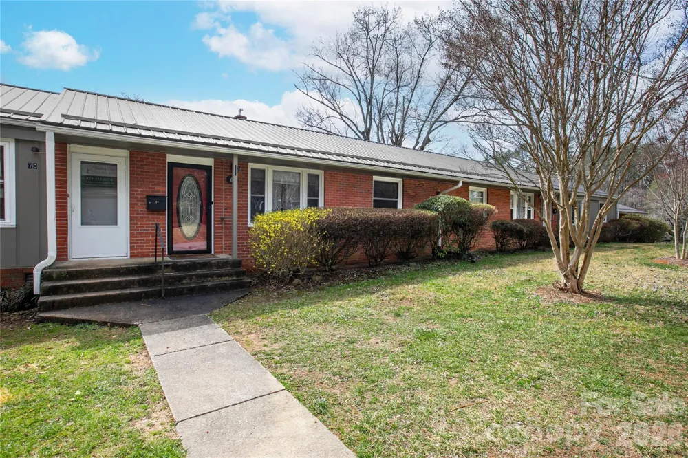68 Elm Bend Road Brevard, NC 28712