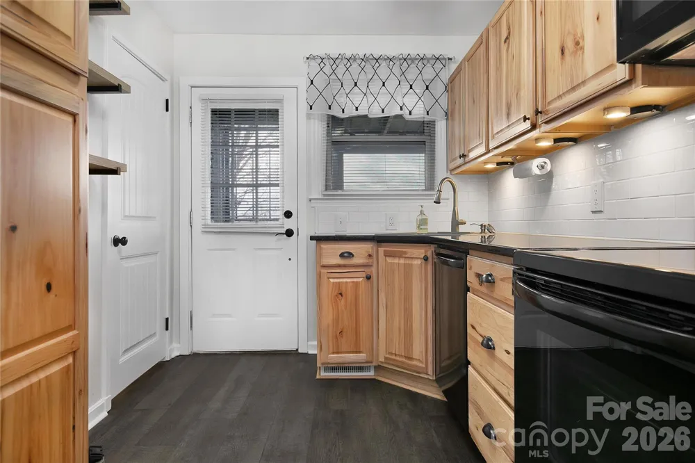 68 Elm Bend Road Brevard, NC 28712