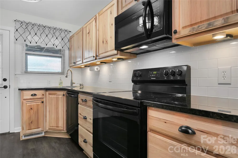 68 Elm Bend Road Brevard, NC 28712