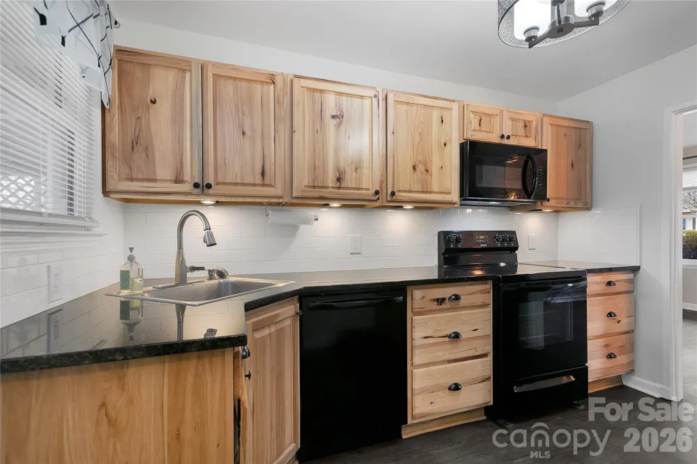 68 Elm Bend Road Brevard, NC 28712