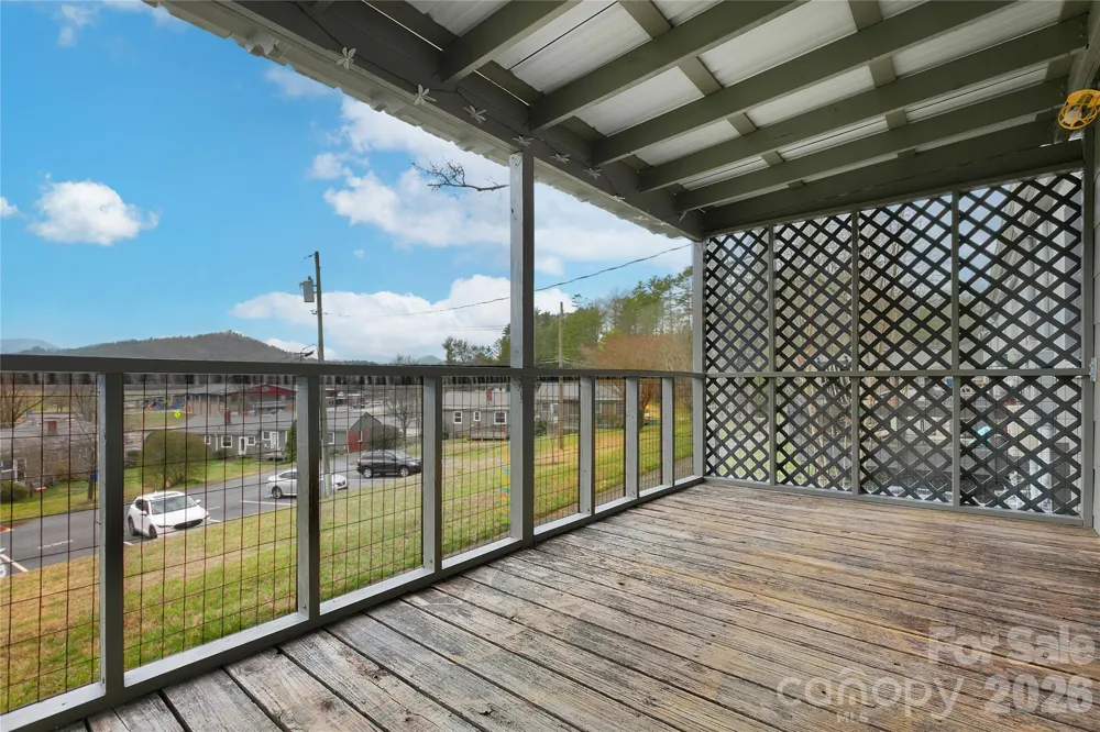 68 Elm Bend Road Brevard, NC 28712