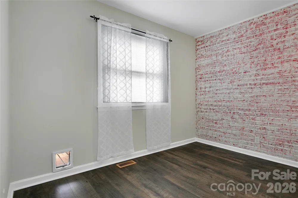 68 Elm Bend Road Brevard, NC 28712