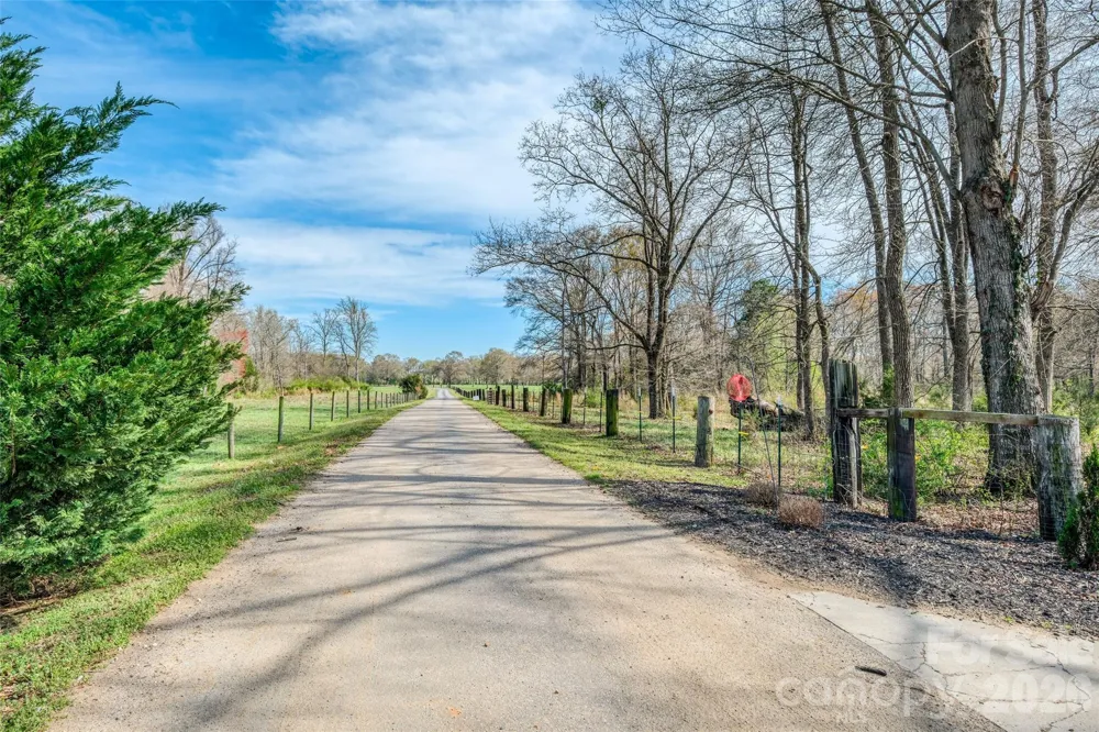 00 River Road Lincolnton, NC 28092
