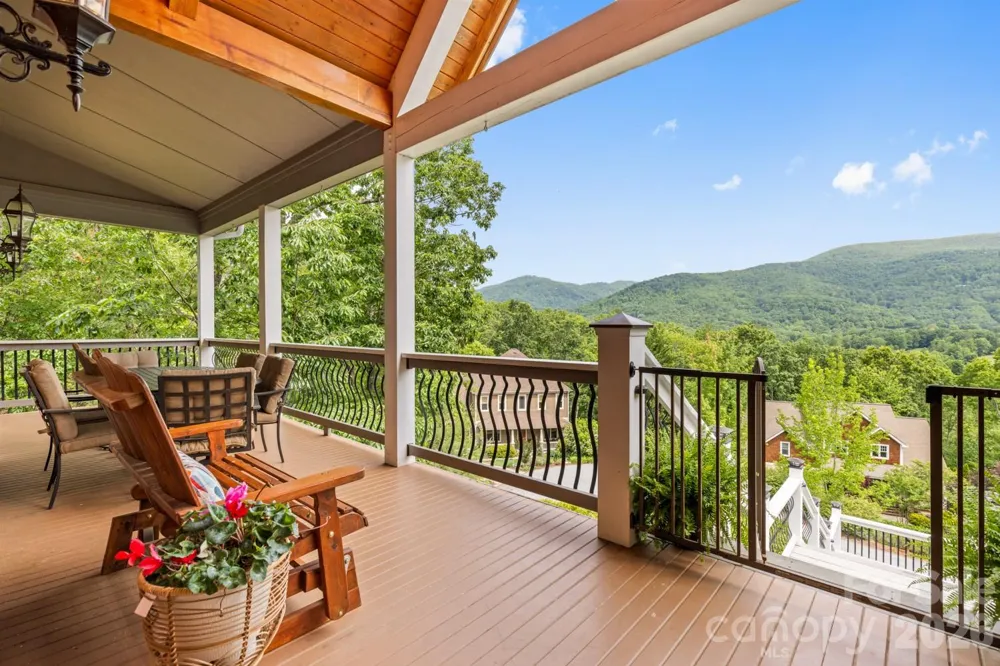 6 Grouse Terrace Fairview, NC 28730