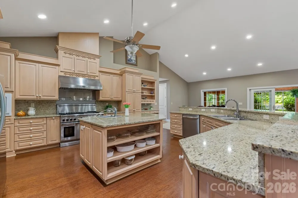 6 Grouse Terrace Fairview, NC 28730