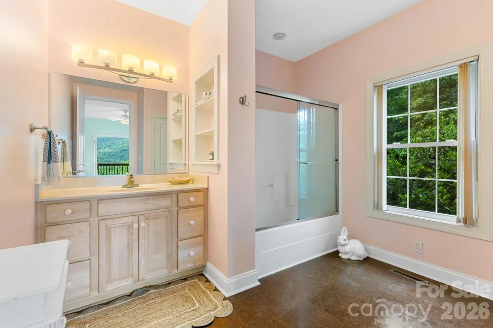 6 Grouse Terrace Fairview, NC 28730