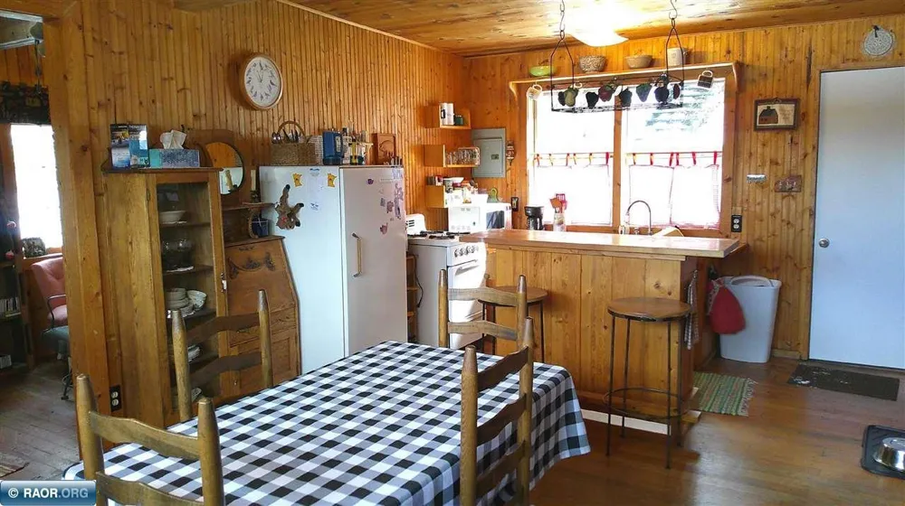 3031 Black Bay Road Cook, MN 55723