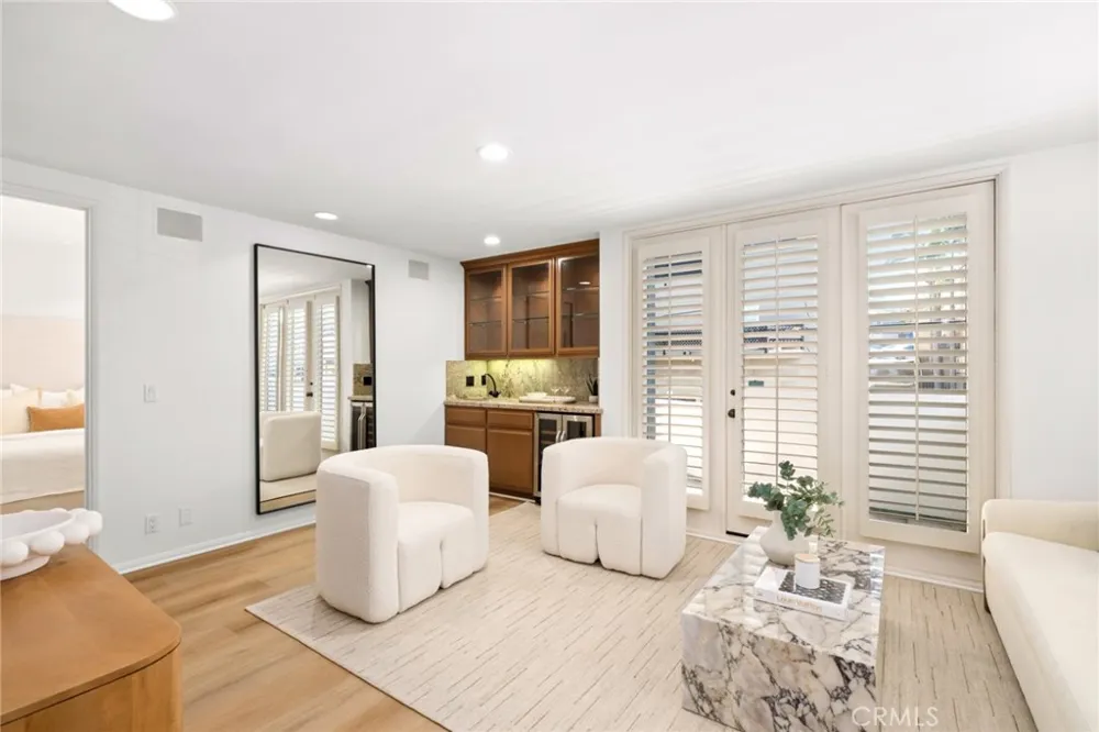 921 Gaviota Drive Laguna Beach, CA 92651