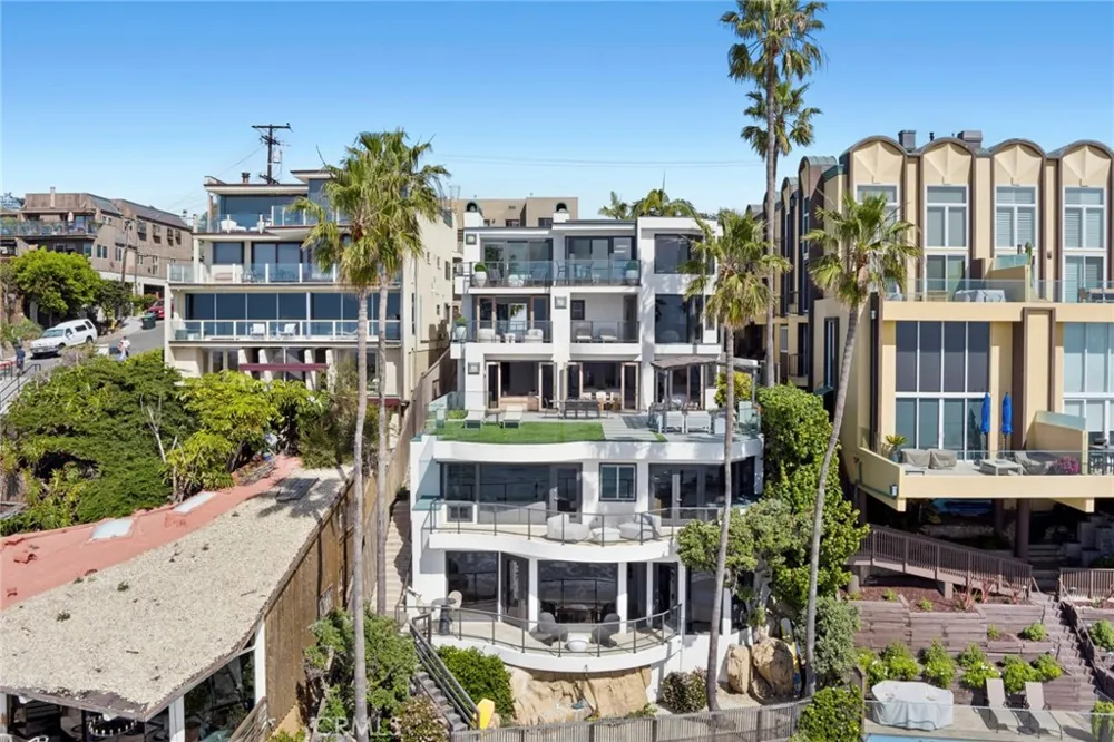 921 Gaviota Drive Laguna Beach, CA 92651