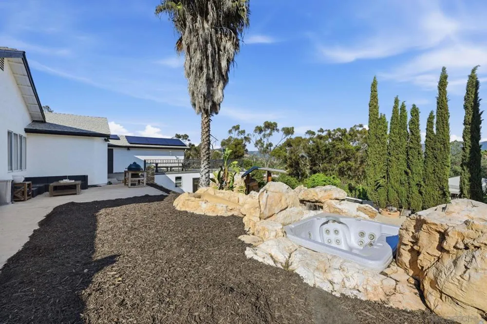 13883 Sage Mountain Ln Jamul, CA 91935