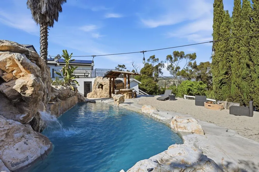 13883 Sage Mountain Ln Jamul, CA 91935